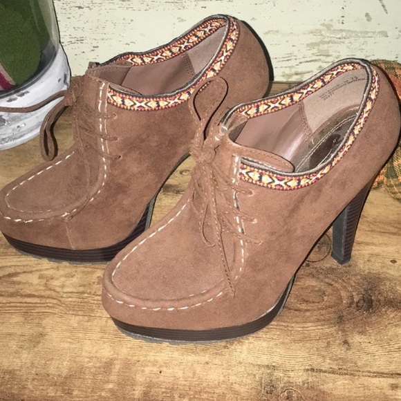 Anne Michelle Shoes - 🌟Anne Michelle lace heels🌟